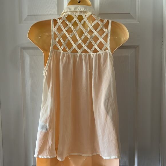Bongo Jr Size M Cream Chiffon Sleeveless Blouse - Picture 3 of 9